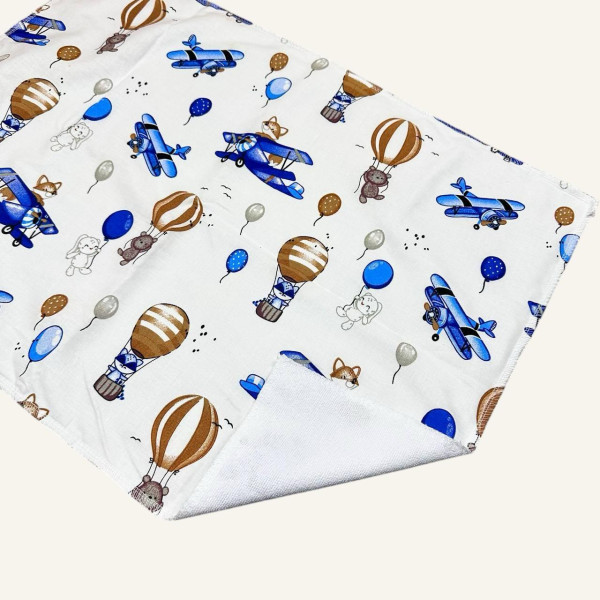 Непромокаюча пелюшка · 60×45 см · Сині вертольотики · Водонепроникна — Babywear