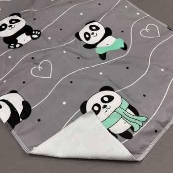 Непромокаюча пелюшка · 60×45 см · Панди сірі — Babywear