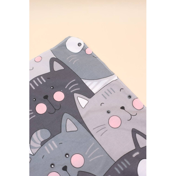 Непромокаюча пелюшка · 50×40 см. · Сіра з котами · Водонепроникна — Babywear