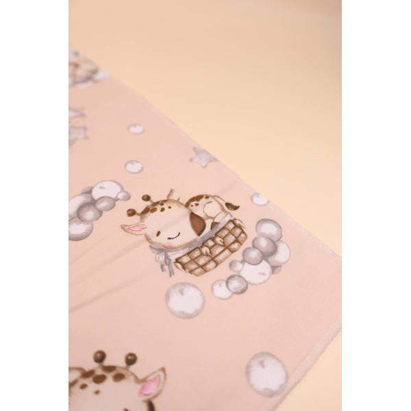 Непромокаюча пелюшка · 60×45 см · Жираф із зірочками · Водонепроникна — Babywear