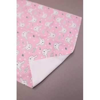 Непромокаюча пелюшка · 60×45 см · Зайчики на рожевому — Babywear