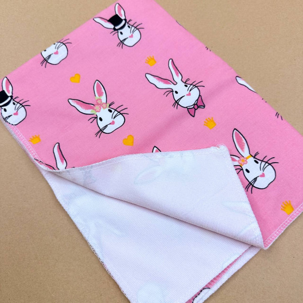Непромокаюча пелюшка · Рожева з зайчиками — Babywear