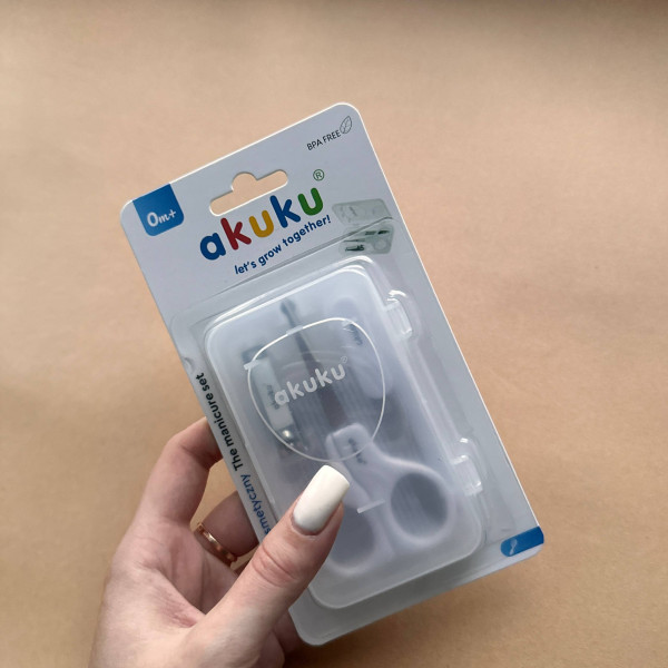 Манікюрний набір Akuku