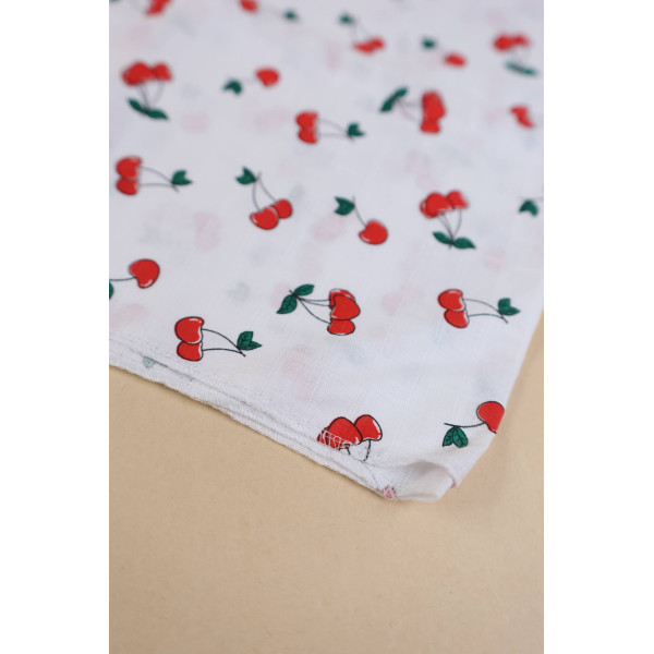 Муслінова пелюшка · 90×80 см. · З вишеньками — Babywear