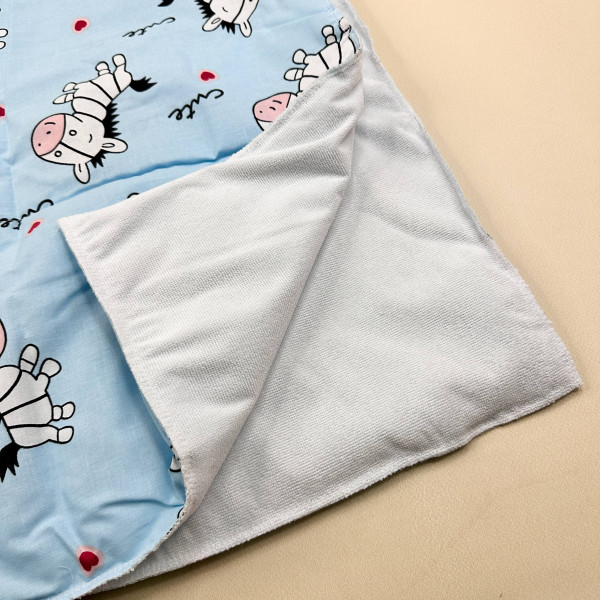 Непромокаюча пелюшка · Блакитна з зебрами · З синтепоном — Babywear