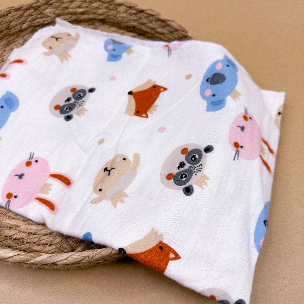 Байкова пелюшка · 70×90 см. · Звірята з коронами — Babywear