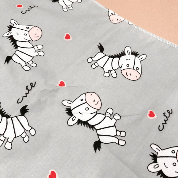 Непромокаюча пелюшка · Сіра з зебрами — Babywear