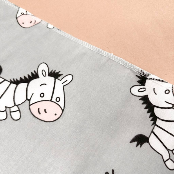 Непромокаюча пелюшка · Сіра з зебрами — Babywear