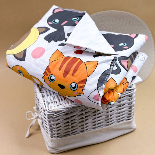 Непромокаюча пелюшка · Маленькі кошенята · З синтепоном — Babywear
