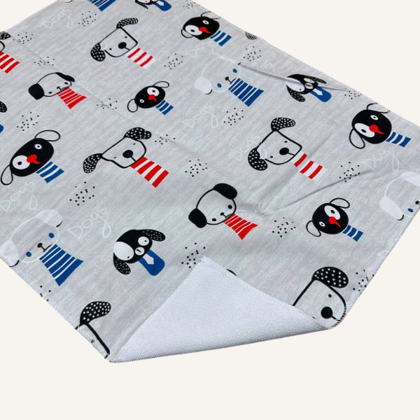 Непромокаюча пелюшка · 60×45 см · Сіра з песиками — Babywear