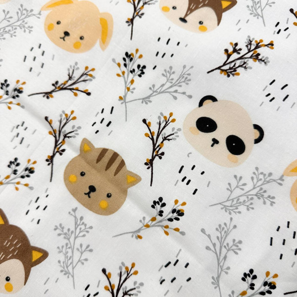 Непромокаюча пелюшка · 60×45 см · Біла тваринки гілочки — Babywear