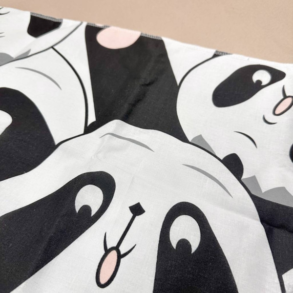 Непромокаюча пелюшка · 60×45 см · Великі пандочки — Babywear