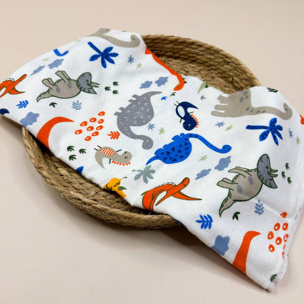 Байкова пелюшка · Біла із динозаврами — Babywear