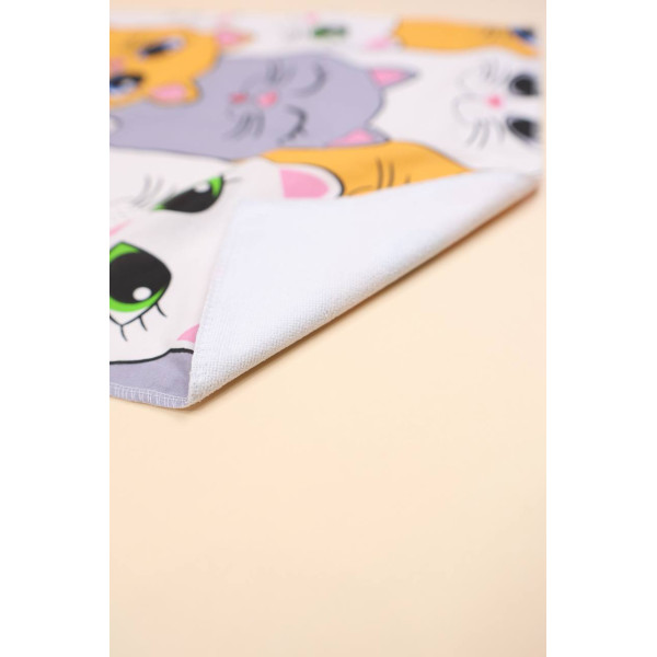 Непромокаюча пелюшка · 60×45 см · Різнокольорові котики — Babywear