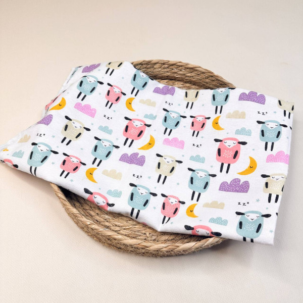 Байкова пелюшка · 70×90 см. · Різнокольорові овечки — Babywear