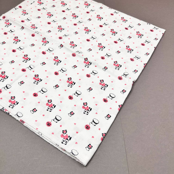 Ситцева пелюшка · 90×100 см · Панди з сердечками — Babywear