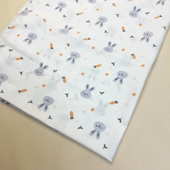 Бавовняна пелюшка · 90×110 см · Сірі зайчики з морквинками — Babywear