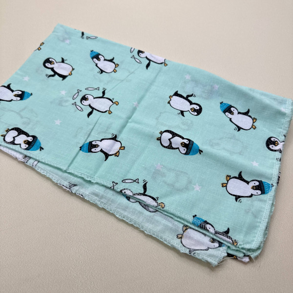 Бавовняна пелюшка · 90×70 см · Бірюзова з пінгвінами — Babywear