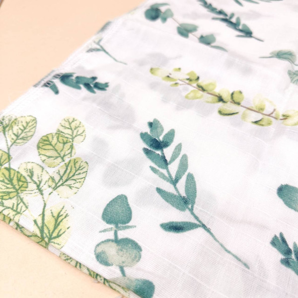 Муслінова пелюшка · 90×80 см. · Зелена гілочка — Babywear