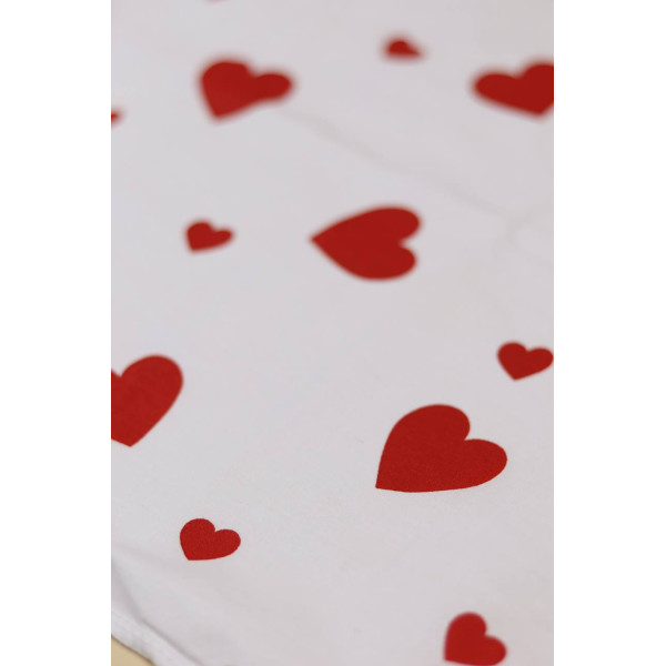 Непромокаюча пелюшка · 120×60 см · Біла з сердечками — Babywear