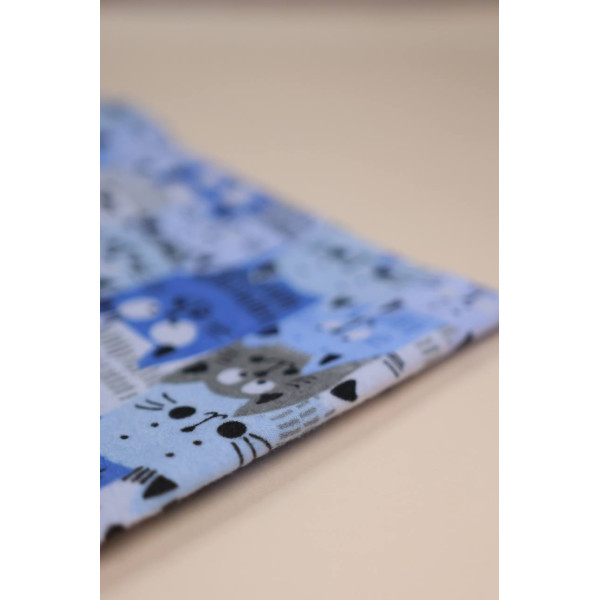Байкова пелюшка · 70×90 см. · Сині котики — Babywear