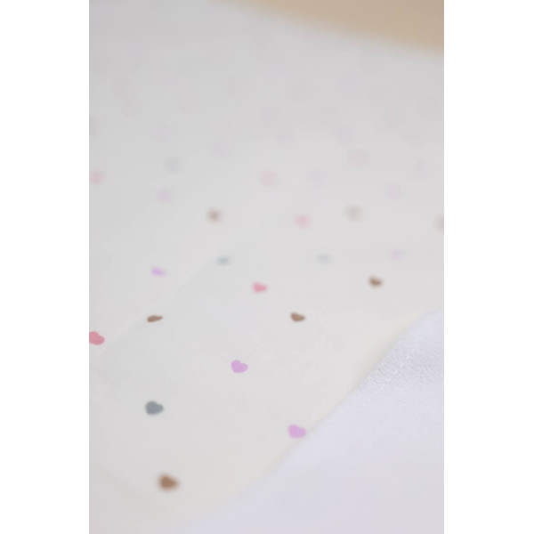 Непромокаюча пелюшка · 120×60 см · Біла сердечка — Babywear
